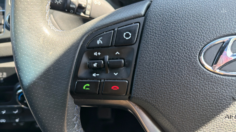 Hyundai Tucson 1.7 CRDi Blue Drive Go SE 5dr 2WD Diesel Estate